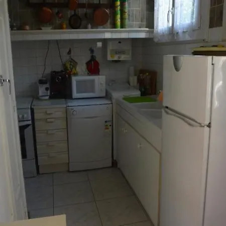 Two-bedroom With Terrasse, Barbecue And Garden 230