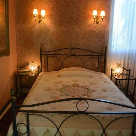 Two-bedroom With Terrasse, Barbecue And Garden 230